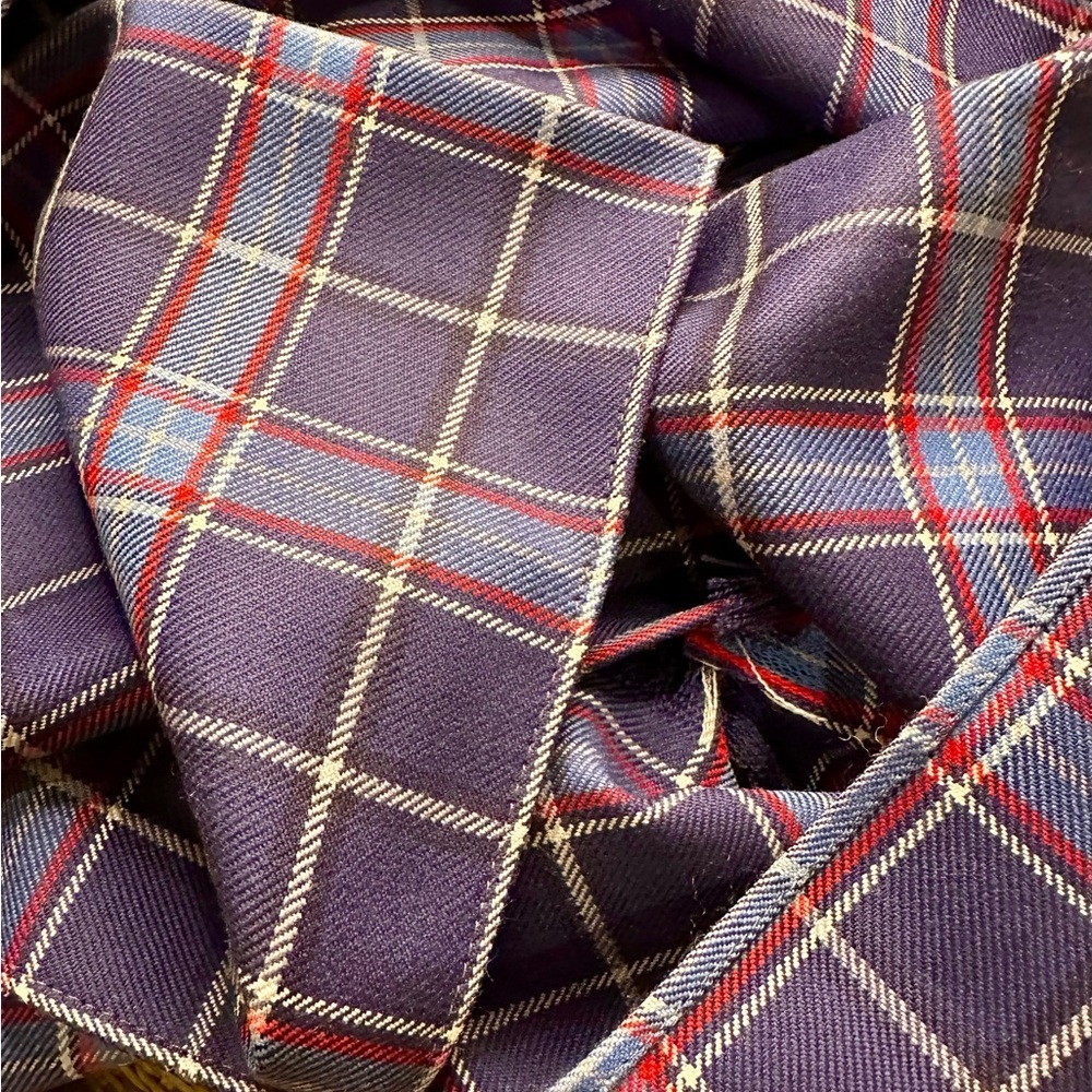 Ingles Buchan Blue Red White Tartan Wool Scarf - Picture 5 of 6